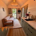 Tiny House In Altinkum, 100 M From The Sea * Дидим
