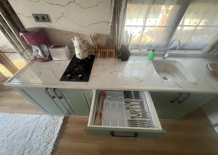 Tiny House In Altinkum, 100 M From The Sea