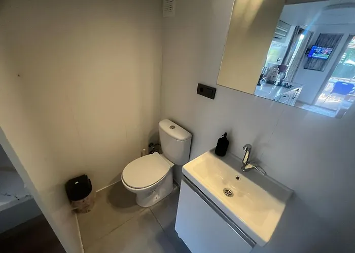 Tiny House In Altinkum, 100 M From The Sea בית נופש *