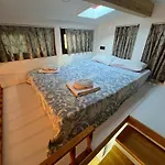Holiday home Tiny House In Altinkum, 100 M From The Sea *