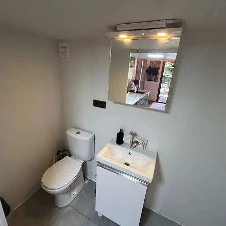 Holiday home Altinkum Tiny House, 100 M From The Sea