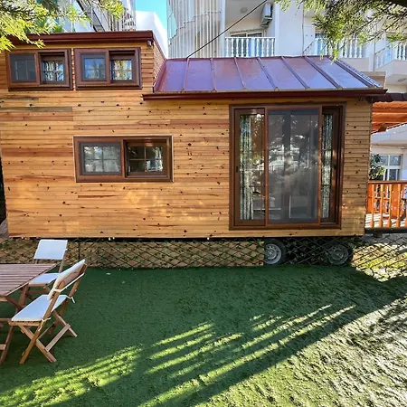 Casa de Férias Tiny House In Altinkum, 100 M From The Sea Didim