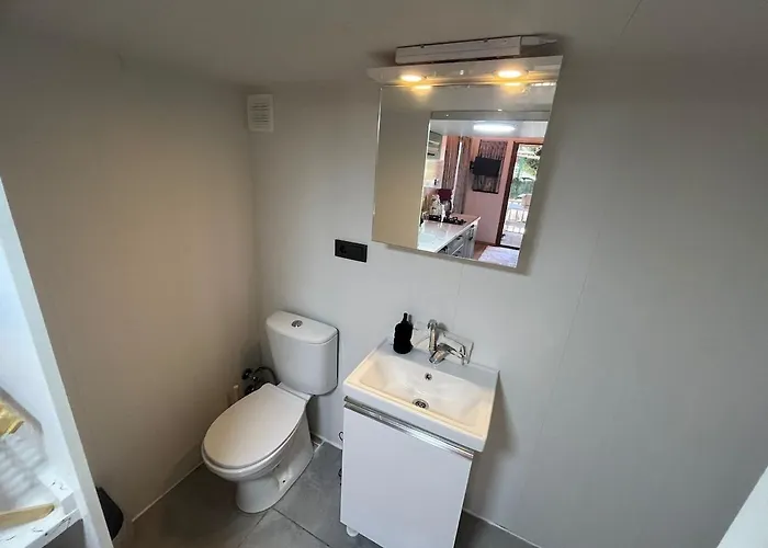 Hébergement de vacances Tiny House In Altinkum, 100 M From The Sea